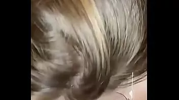 Afspelen Melrose - een dildo-speeltje zuigen op sc premium joi