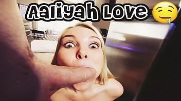 play Madrasta loira sempre pronta para sexo com enteado