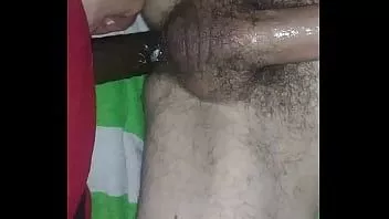 تشغيل سخيف صديقي مع حزام على