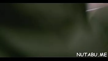 تشغيل العسل الطموح يستخدم أداة جنسية في نفس الوقت