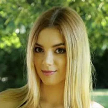 قناة Paola Hard