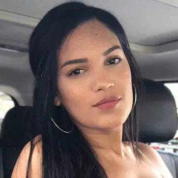 Porno Yıldızı Alina Belle