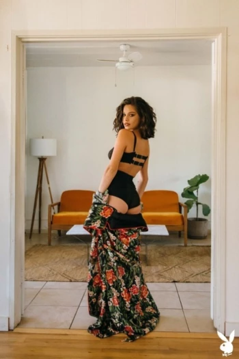 Pornostar Sophia Sinclair